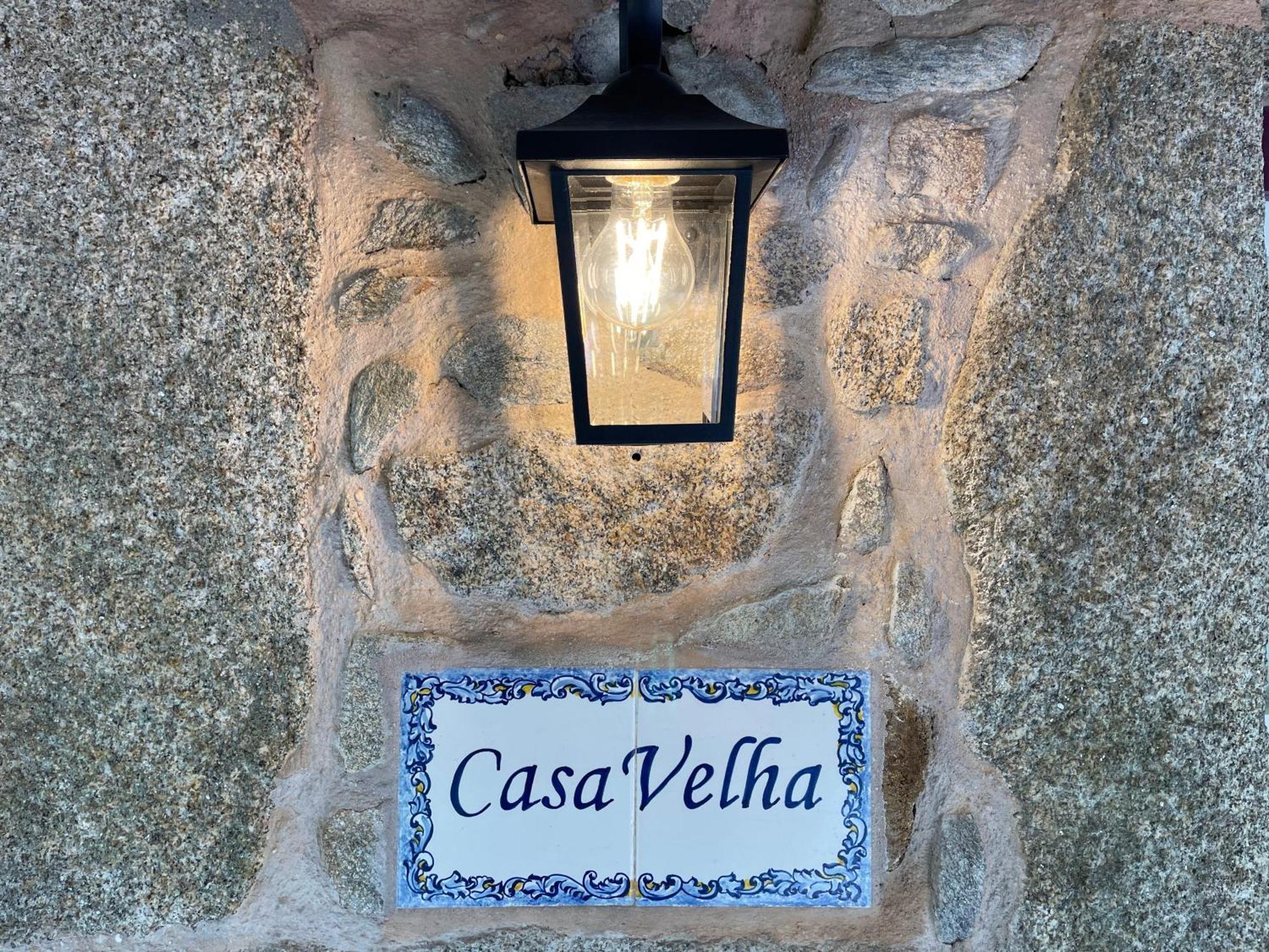 Villa Casa Velha-Santiagofamilyhouse à Sever do Vouga Extérieur photo
